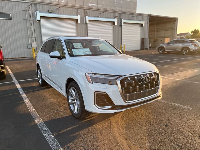 2025 Audi Q7 Premium Plus