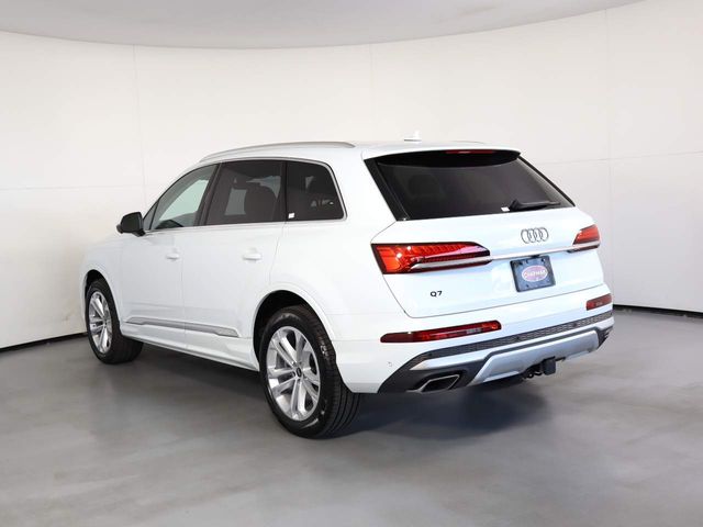 2025 Audi Q7 Premium Plus