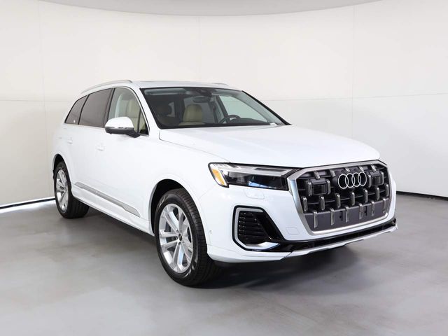 2025 Audi Q7 Premium Plus