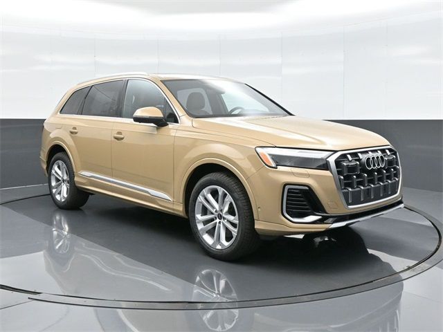 2025 Audi Q7 Premium Plus