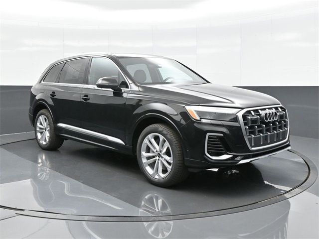 2025 Audi Q7 Premium Plus