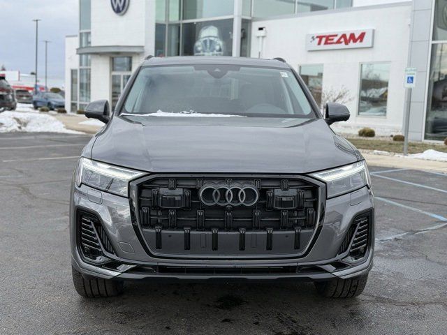 2025 Audi Q7 Premium Plus