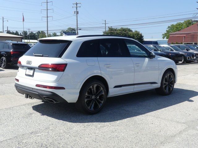 2025 Audi Q7 Premium Plus