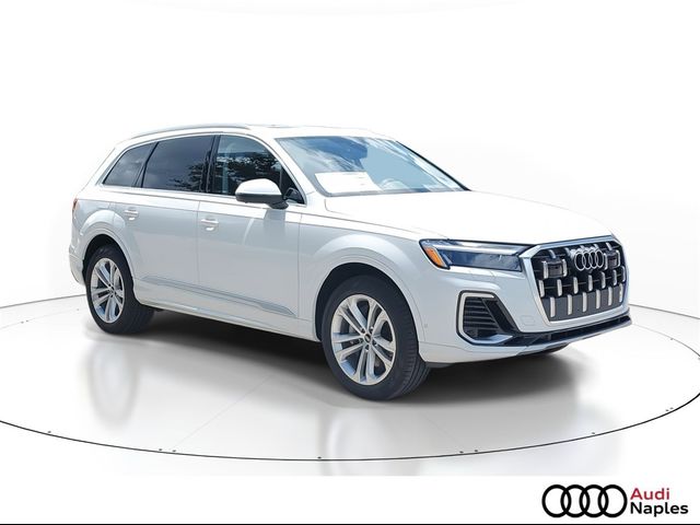 2025 Audi Q7 Premium Plus