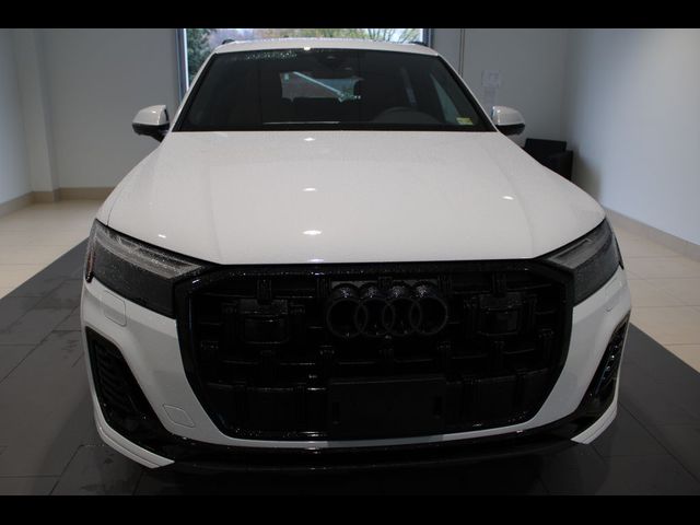 2025 Audi Q7 Premium Plus