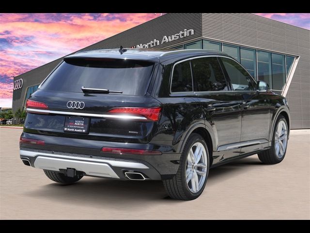 2025 Audi Q7 Premium Plus