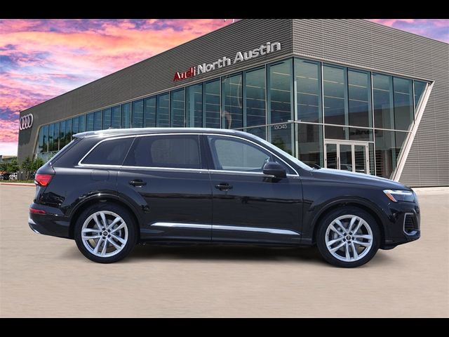 2025 Audi Q7 Premium Plus