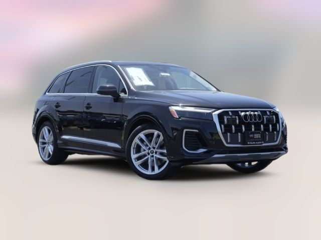 2025 Audi Q7 Premium Plus