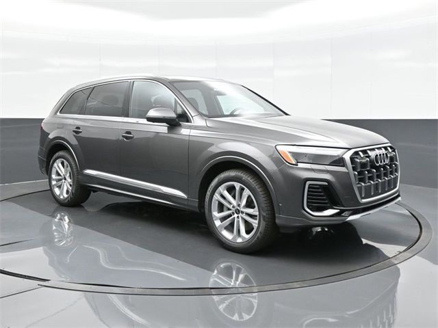 2025 Audi Q7 Premium Plus