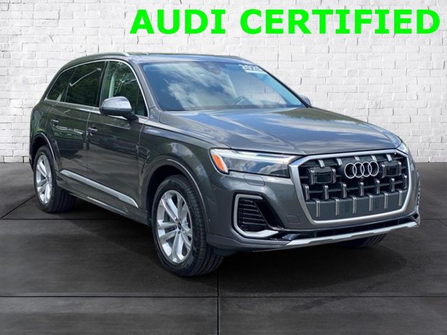 2025 Audi Q7 Premium Plus