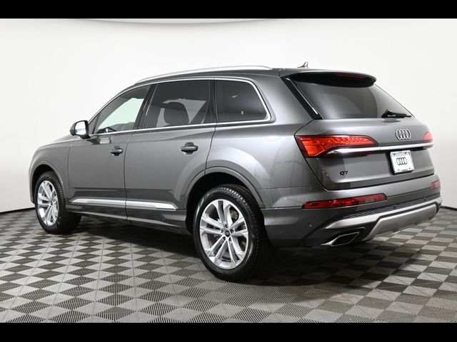 2025 Audi Q7 Premium Plus