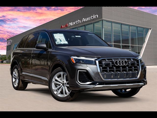 2025 Audi Q7 Premium Plus