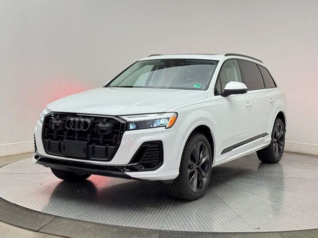 2025 Audi Q7 Premium Plus