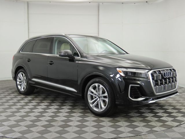 2025 Audi Q7 Premium Plus