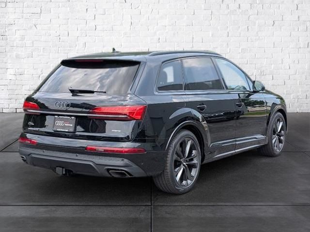 2025 Audi Q7 Premium Plus