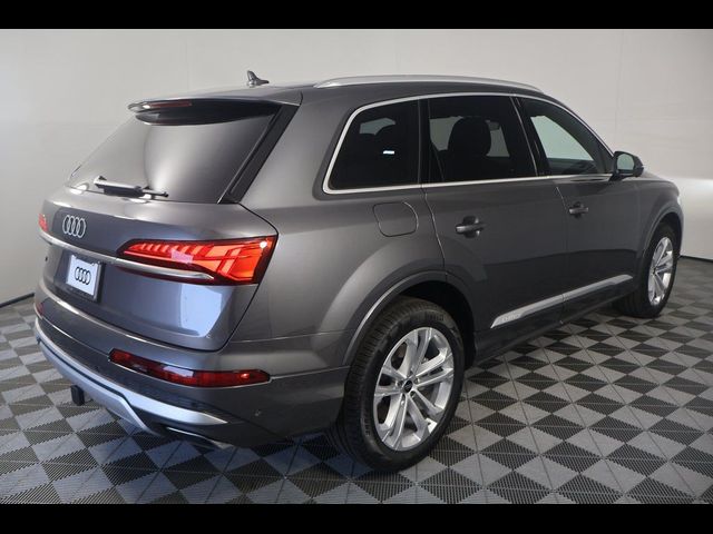 2025 Audi Q7 Premium Plus