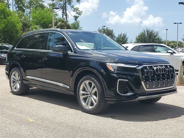 2025 Audi Q7 Premium Plus