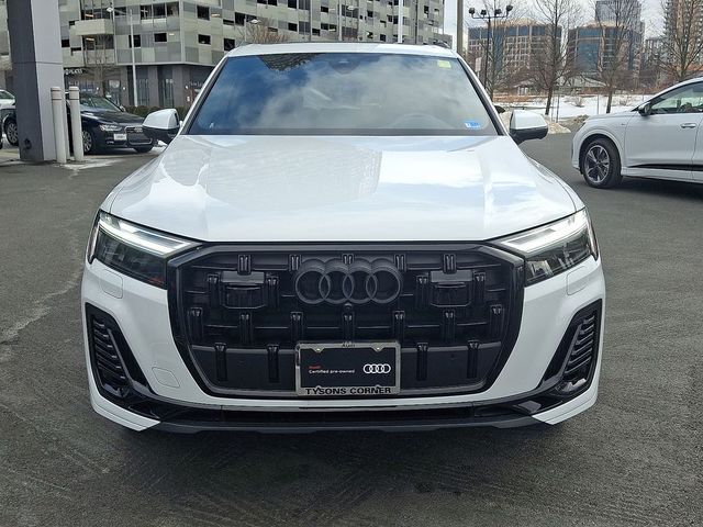 2025 Audi Q7 Premium Plus