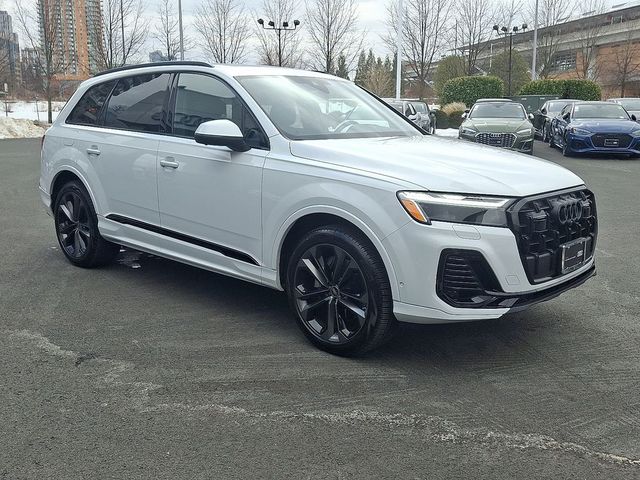2025 Audi Q7 Premium Plus