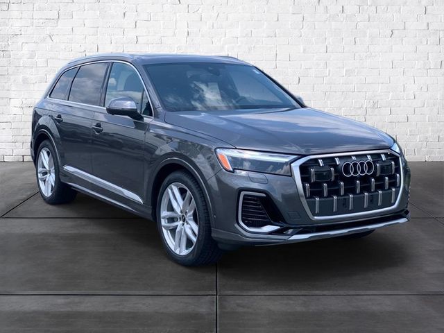 2025 Audi Q7 Premium Plus