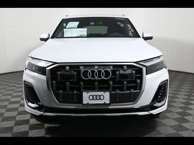 2025 Audi Q7 Premium Plus