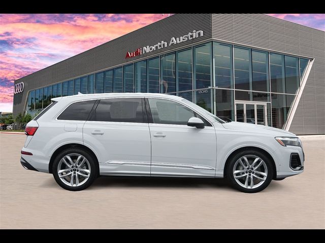 2025 Audi Q7 Premium Plus