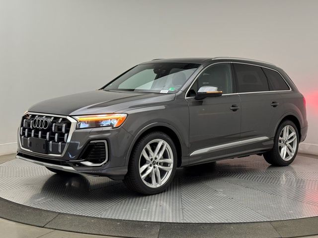 2025 Audi Q7 Premium Plus