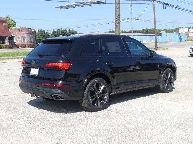 2025 Audi Q7 Premium Plus