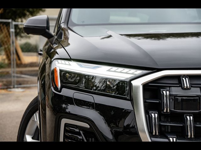 2025 Audi Q7 Premium Plus