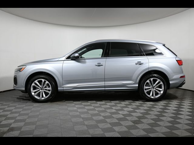 2025 Audi Q7 Premium Plus