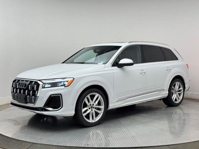 2025 Audi Q7 Premium Plus