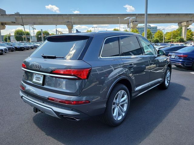 2025 Audi Q7 Premium Plus