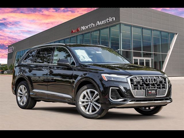 2025 Audi Q7 Premium Plus