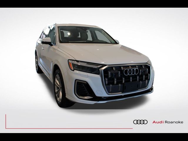 2025 Audi Q7 Premium Plus