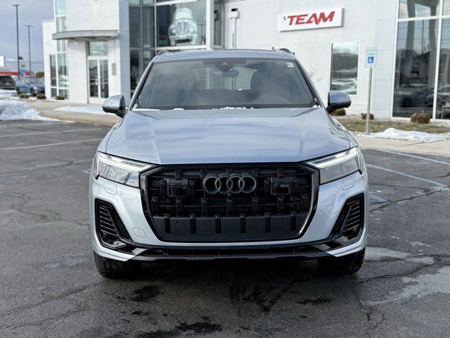 2025 Audi Q7 Premium Plus