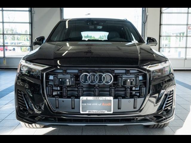 2025 Audi Q7 Premium Plus
