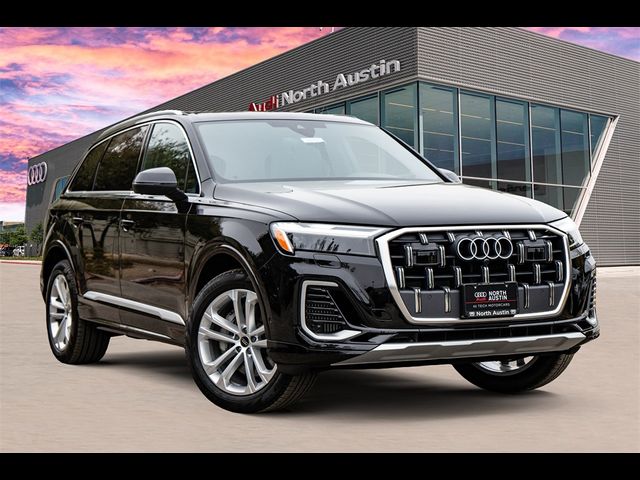 2025 Audi Q7 Premium Plus