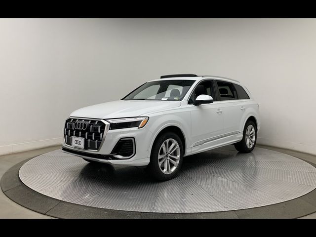 2025 Audi Q7 Premium Plus