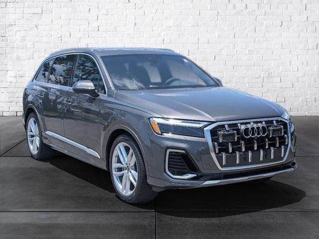 2025 Audi Q7 Premium Plus