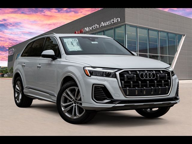 2025 Audi Q7 Premium Plus