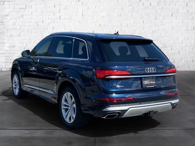 2025 Audi Q7 Premium Plus