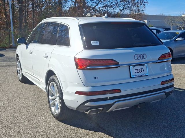 2025 Audi Q7 Premium Plus