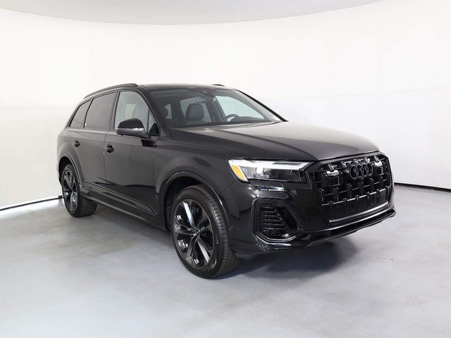 2025 Audi Q7 Premium Plus