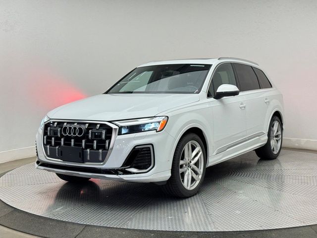 2025 Audi Q7 Premium Plus