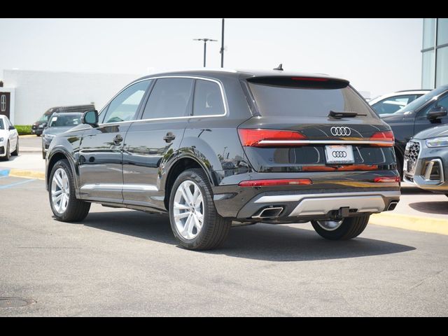 2025 Audi Q7 Premium Plus