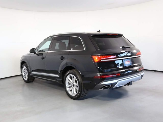 2025 Audi Q7 Premium Plus