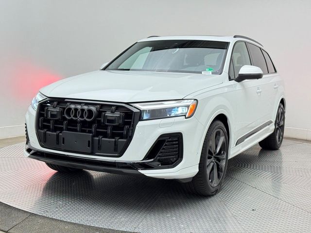 2025 Audi Q7 Premium Plus