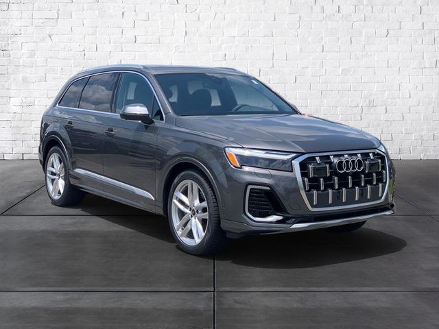 2025 Audi Q7 Premium Plus