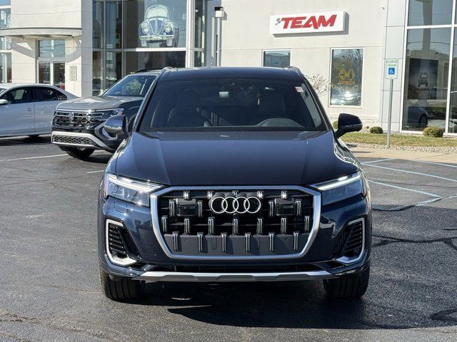 2025 Audi Q7 Premium Plus