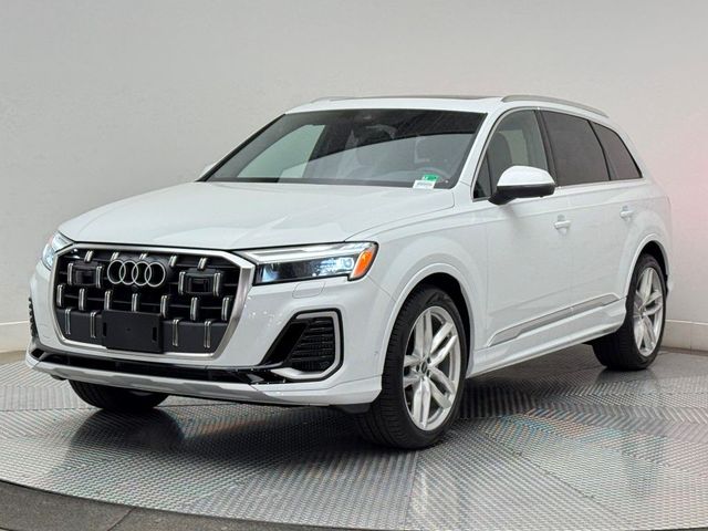 2025 Audi Q7 Premium Plus